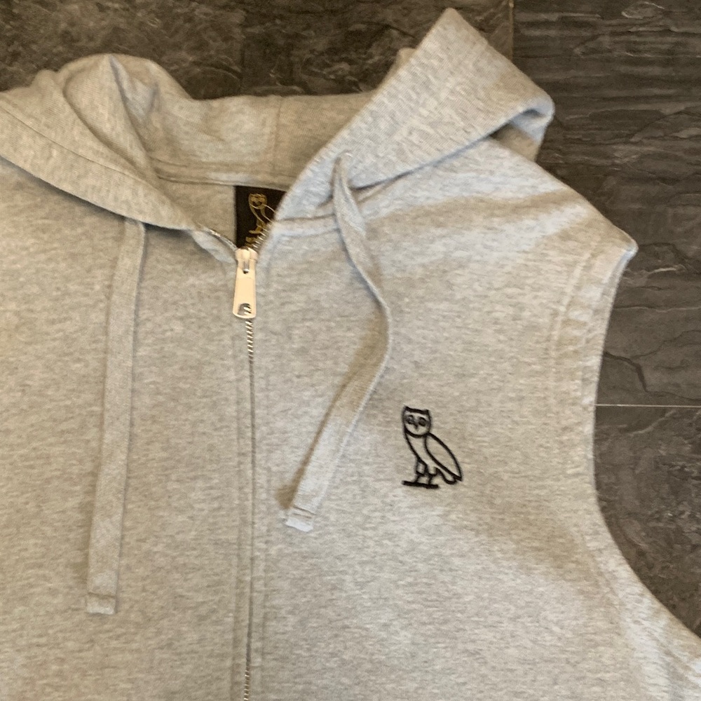 Gray Sleeveless OVO Hoodie with Logo - Picture 3 of 7